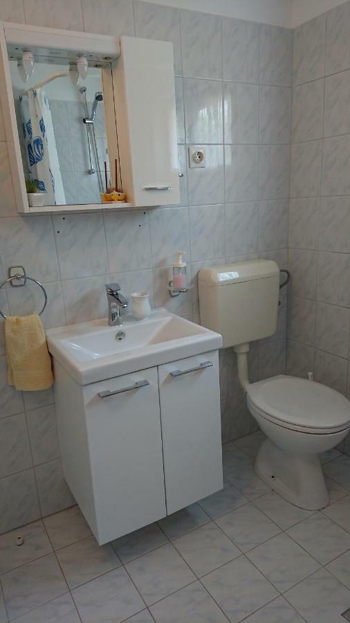 Apartman Kursar Srima Exterior photo